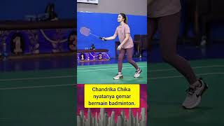 Download Lagu POTRET CHIKA MAIN BULUTANGKIS MP3