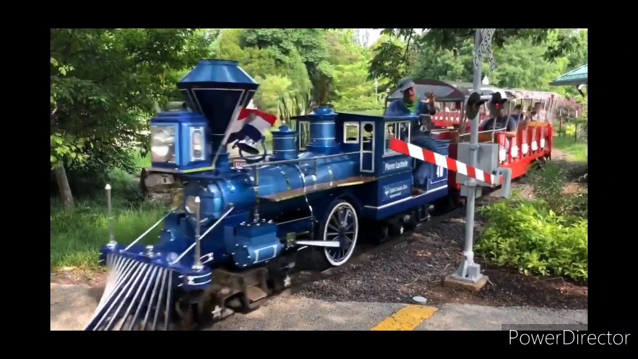 The Saint Louis Zoo Emerson Zooline Railroad train ride and railfan videos trailer. - YouTube