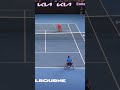 Heath teaches Novak a thing or two 💪🏼