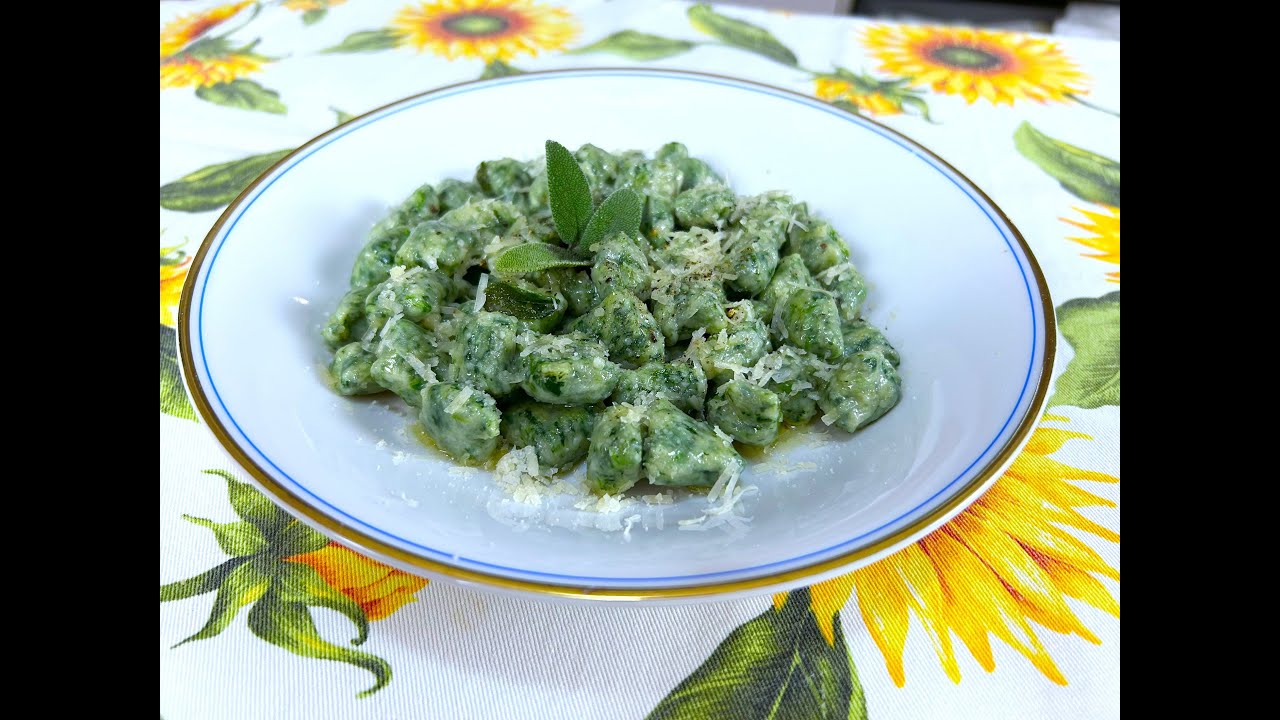 Что-то необычное, чем обычно 😋 Ньокки с рикоттой и шпинатом