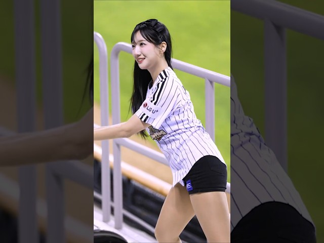 ????‍♀️???? 머리카락도 자아가 있다구요;; ???????? 서여진 Seo Yeojin 徐如辰 치어리더 직캠 fancam