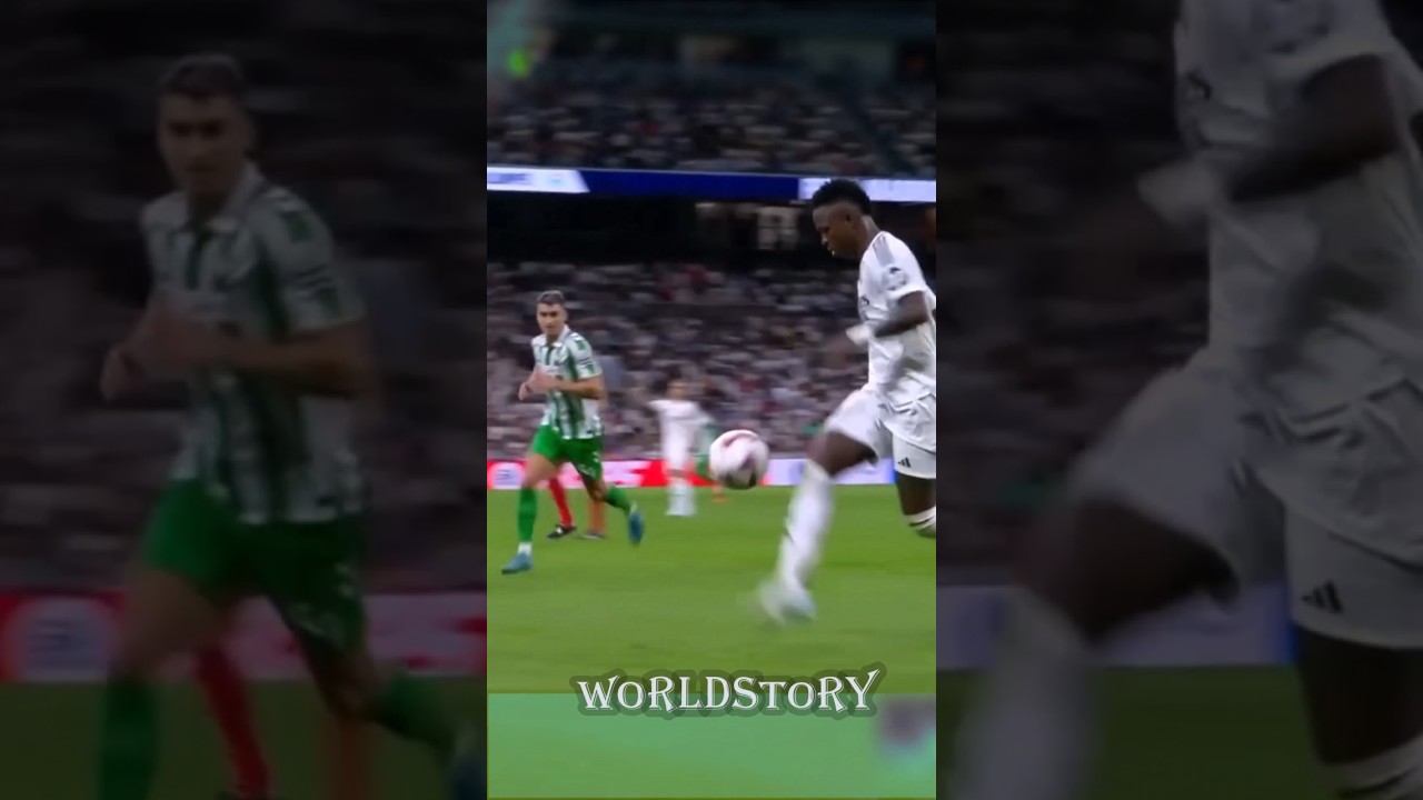 Vinícius Jr Ball Control So Smooth It Looks Fake!🔥