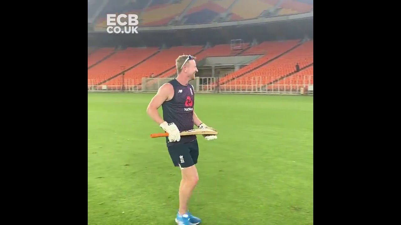 Ollie Pope Recreates Paul Collingwood'S Iconic Catch Of Hayden. Cricket Shorts.