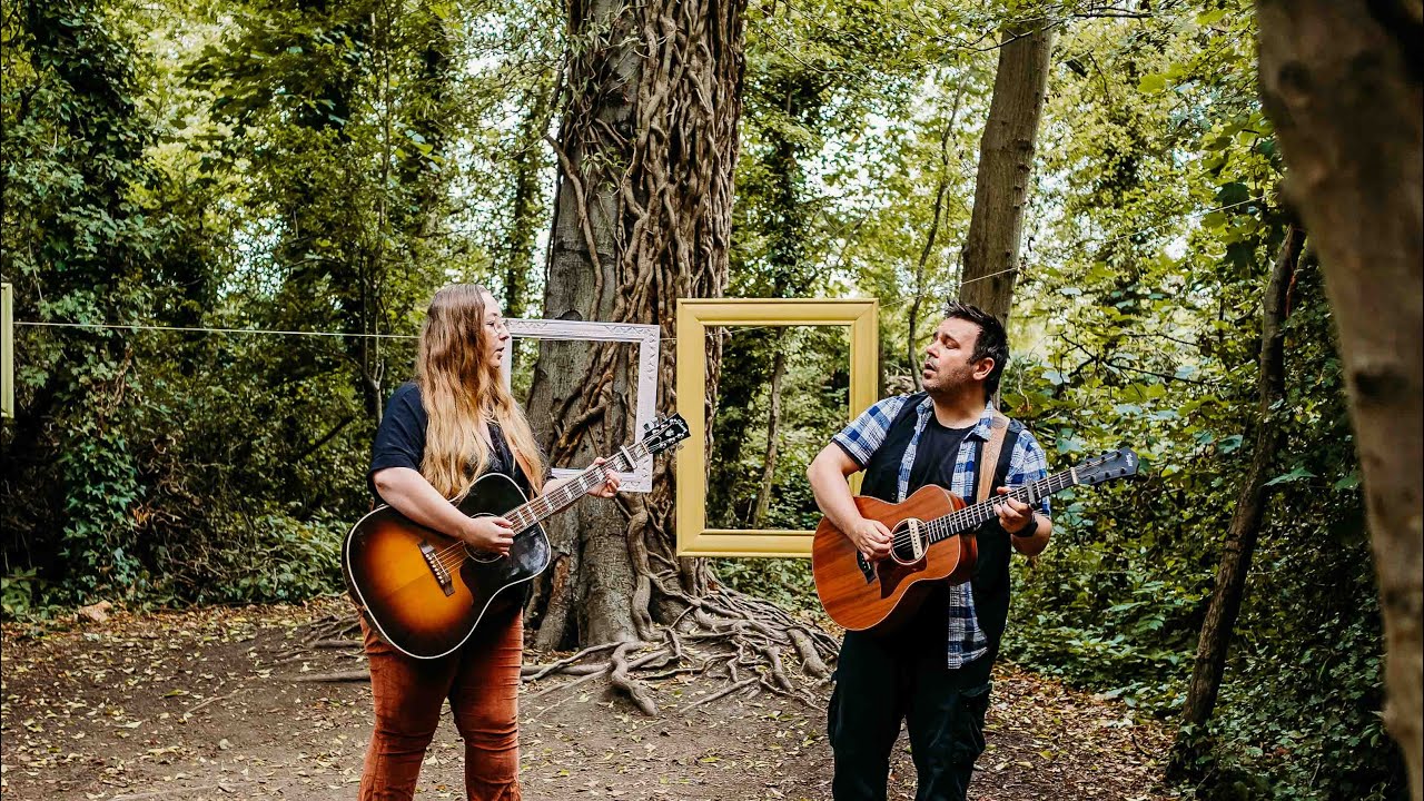 This Green Moon Leeds Acoustic wedding Band & ceremony music