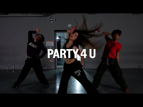 Party 4 U Master Class AIRU