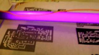 555 timer with 4017 sequential LED flasher.AVI