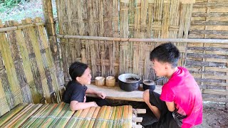 Abandoned boys and girls, Picking forest fruits for sale, Making shelves for pots and bowls