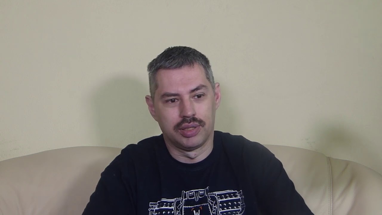 Про Browning Hi-Power