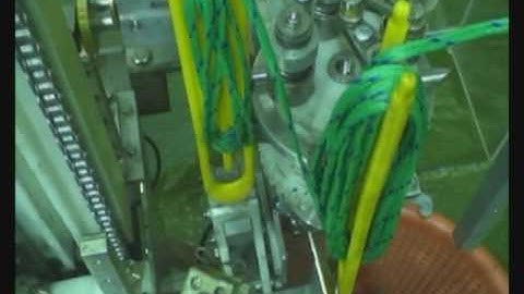 Automatic net needle winding machine
