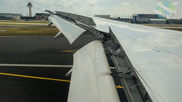 Lufthansa Boeing 787-9 Dreamliner Smooth Summer Landing at Frankfurt