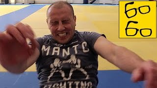 Качаем пресс! Круговая тренировка пресса от Алексея Лобанова — упражнения на пресс для Жени и Илоны Качаем пресс! Круговая тренировка пресса от Алексея Лобанова — упражнения на пресс для Жени и Илоны