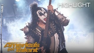 KISS Performs 