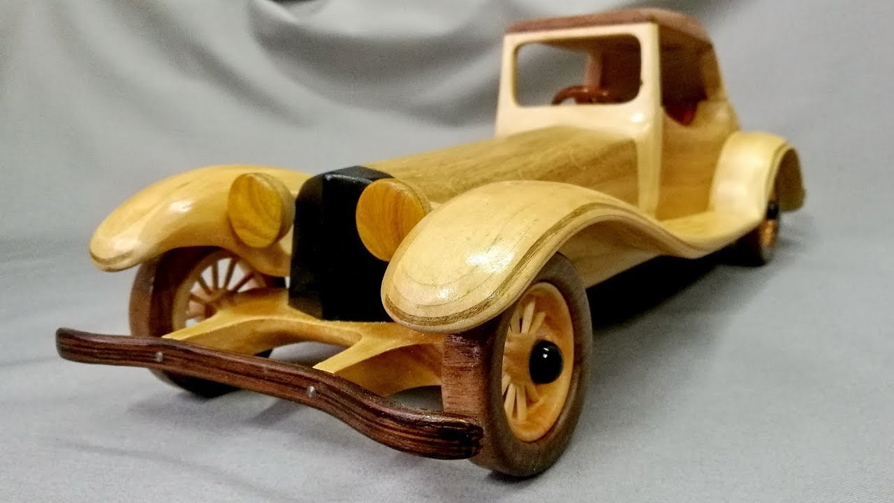 ⁣Деревянная машина из обрезков