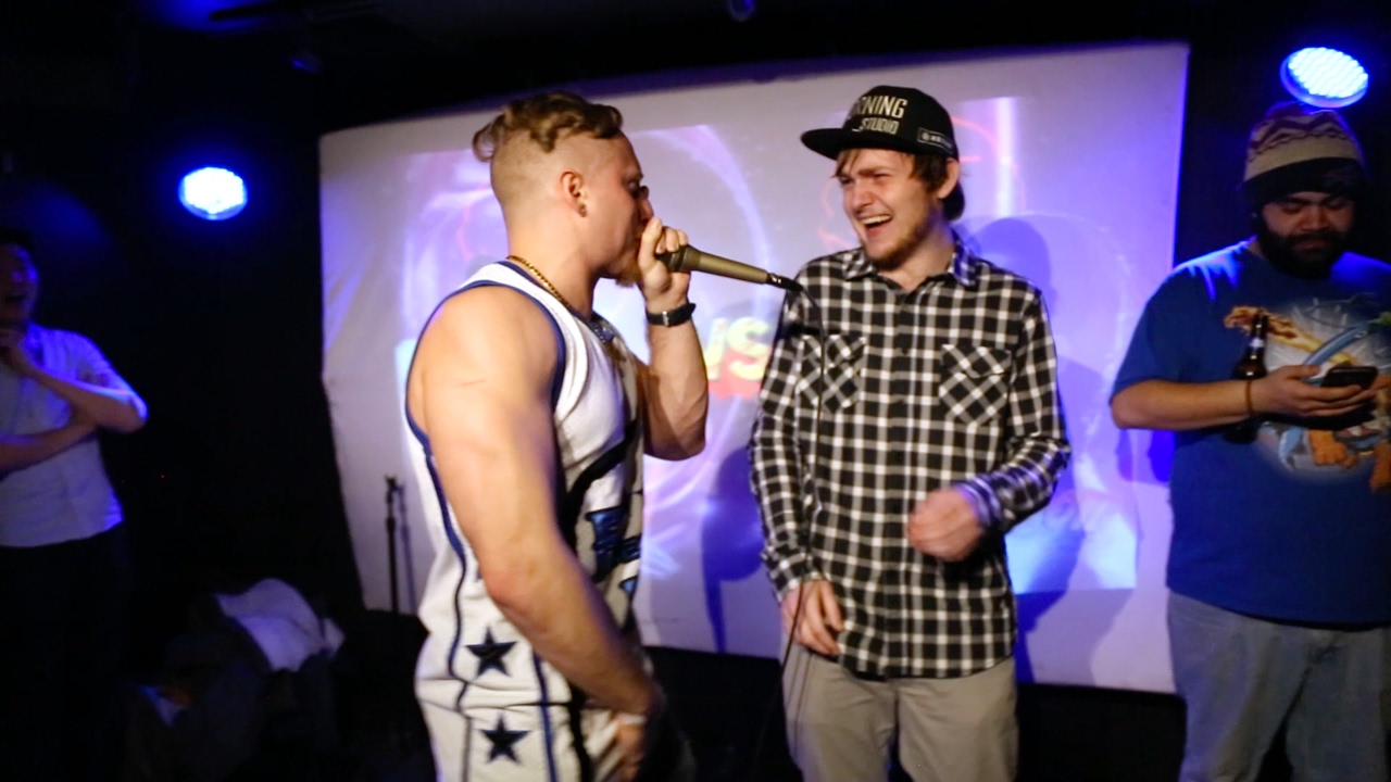 NaPoM vs Kenny Urban / Battle 23 - Seven to Smoke Beatbox House Battle