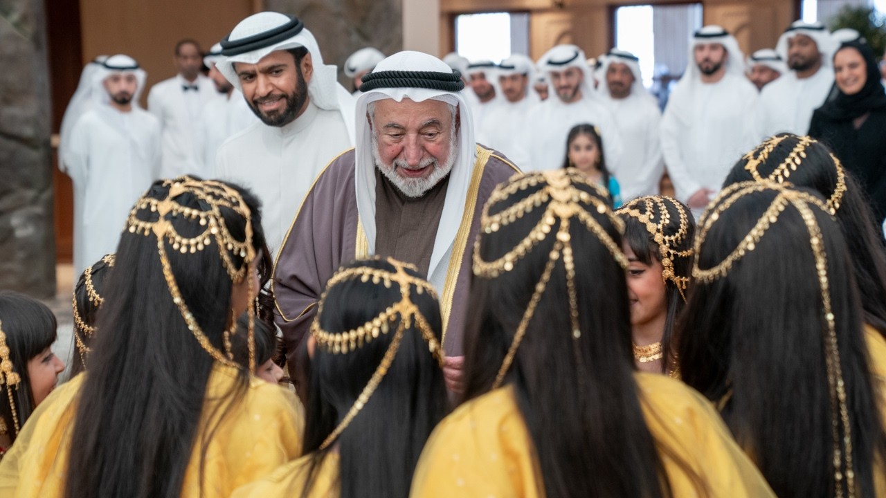 حاكم الشارقة يفتتح حصن فِلي، ومزرعة الحيوانات الأليفة، وسوق فِلي التراثي