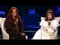 Wynonna Judd Defends Mom Naomi Against Robin Leach!