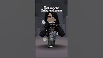 WHY IS SHE HATING ON BACONS🥓 😬🤔??! #roblox #rblx #robloxedit #shorts