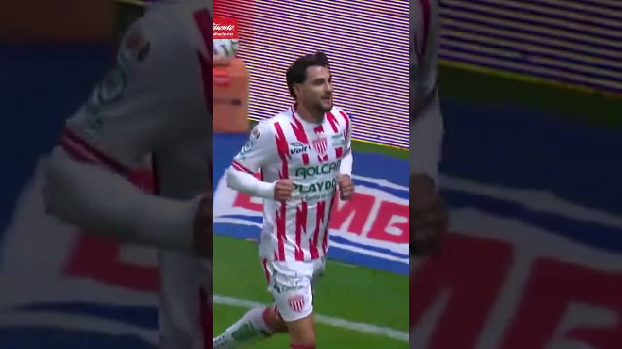 ¡GOOOL de Julián Carranza para Necaxa con un gran remate!#shorts