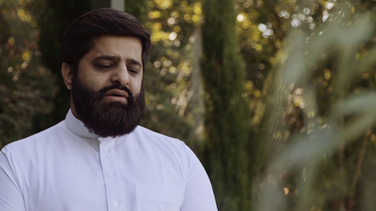 Omar Esa   Duniya Ke Ae Musafir Official Nasheed Video