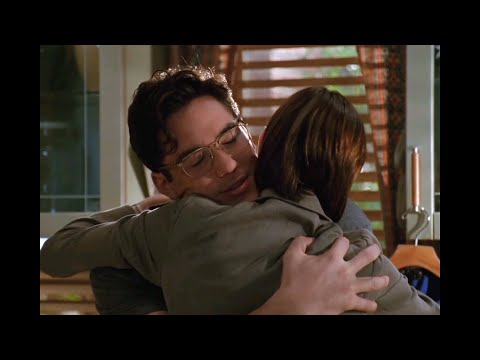 Lois and Clark HD CLIP: Lipstick on Clark's suit