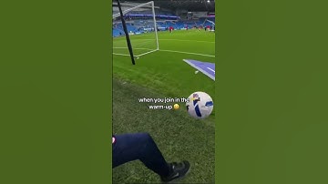 when admin joins in the warm-up...  #readingfc #football #efl #sportsphotography