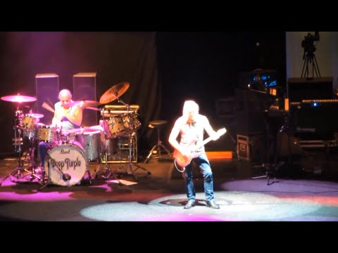 Ian Gillan - Black Night (Live in Moscow)