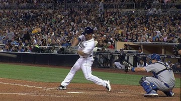 LAD@SD: Goebbert collects first Major League hit, RBI