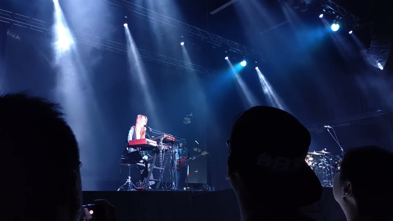 Tizzy Bac〈是誰吃了我的腦〉@ 2025.10.25《說出我的名字》巡迴演唱會-Sit Down Please 高雄特別場