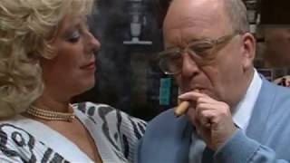 Coronation Street's Roy Barraclough has died aged 81.