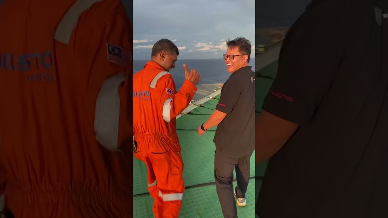 OIM and Barge Master evening walk 