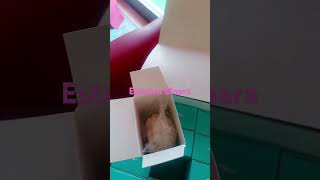 Saponetta Con Le Borchie Abbinata Con Algha Rossa Marina