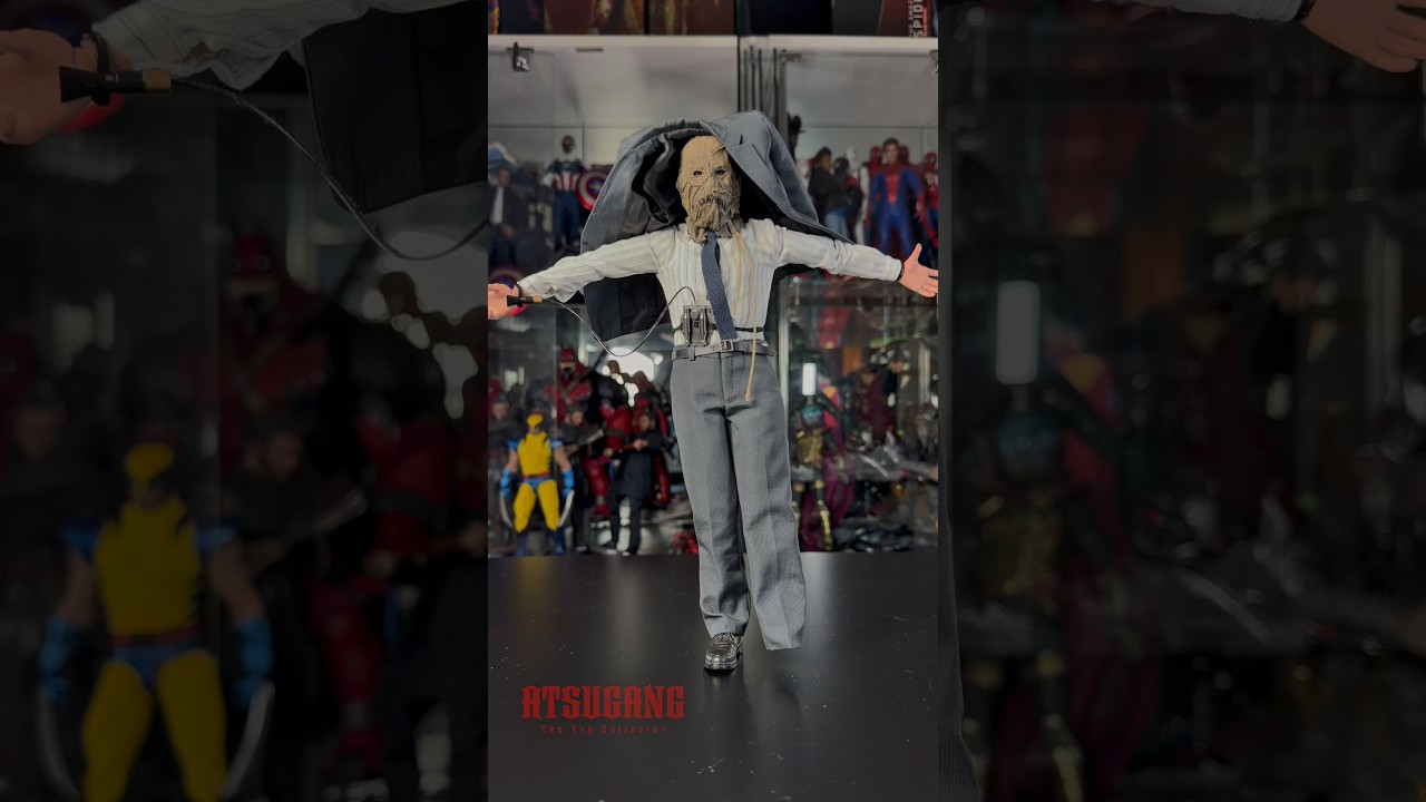 When Scarecrow becomes a real scarecrow 🤣 #asmr #satisfying #articulation #scarecrow #batman