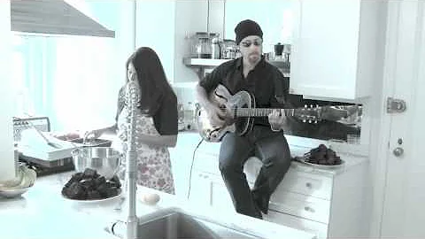Alyssa Graham - High Time (Live in the kitchen)