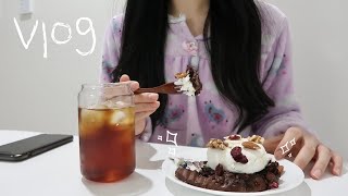 sub) Vlog  맛있고 건강하게 챙겨 먹는 자취생 브이로그 | 텅장되기 딱 좋은 자취 라이프 (빠레뜨한남,알페도, 코다차야 김치볶음밥, 브라우니, 토마토계란볶음밥, 곱분이곱창)