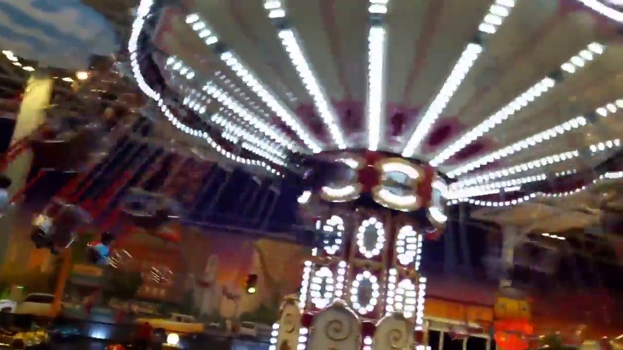 Wahana Paris Swing Ontang Anting di Kids City Transmart Carrefour Cempaka Putih