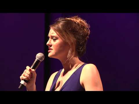 Brooke Axtell | 2016 Sunflower House Gala