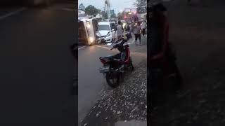 Viral Mobil Tabrakan Di Pertigaan Ldanu Merah Tigaraksa Kabtangerang