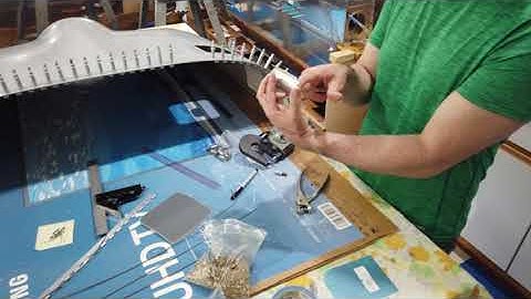 Vans RV 7 HINT Videos Oil Door 4