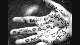 Tweet, Love Me
