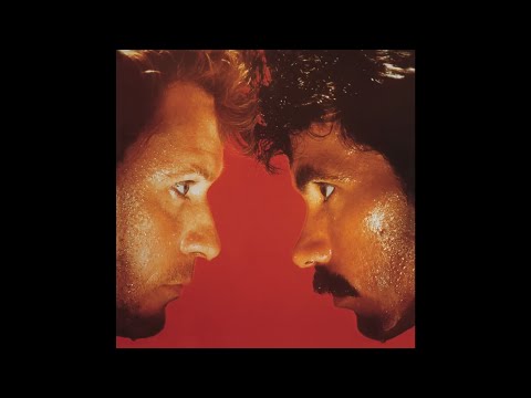 Daryl Hall John Oates Maneater Remastered