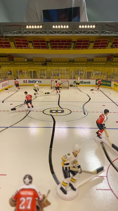 The Boston Garden is back in this unbelievable table hockey arena - Stanley  Cup of Chowder