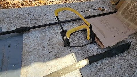 Sharp Stick vs Blow Gun and Slingshot!  #alternativeweapons #gunsarebetter #survival