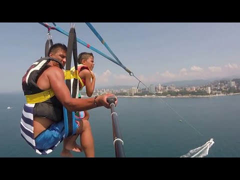 Parasailing - полёт на парашюте за катером..Сочи