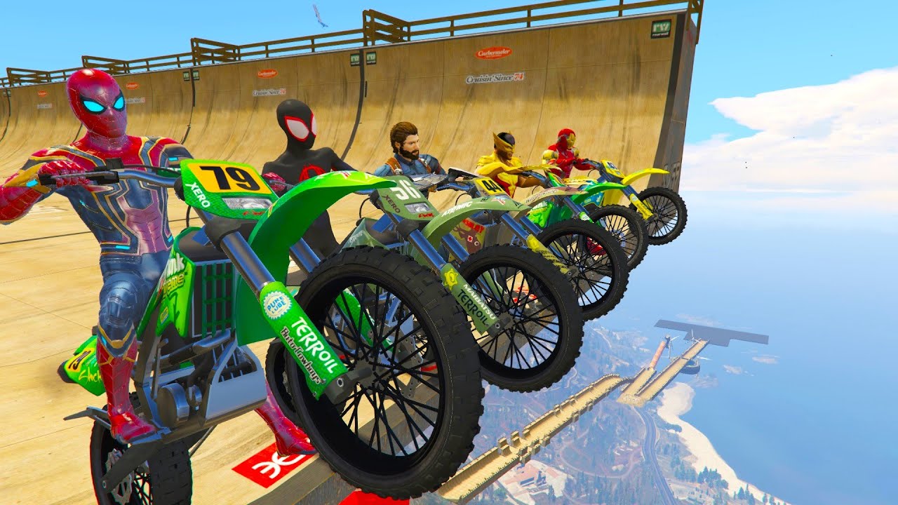Spider-man سبايدر مان and SuperHeroes Challenge on Motobike Off Road cars on MEGARAMP
