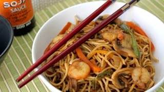 Wok de fideos chinos con gambas | Prawn Chow Mein Noodles