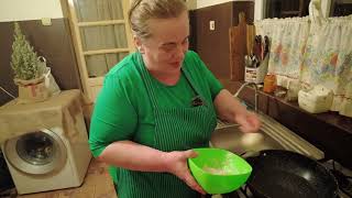 Download Lagu CUS CUS CU MĂRUNTAIE DE PUI MP3