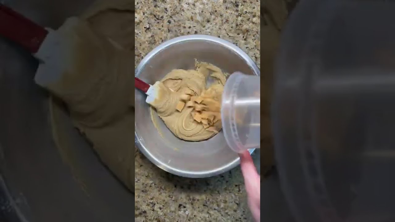 Blonde Chocolate Blondies