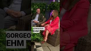 Meeting Meg Ryan "was just so bad" | Spilling the tea on Lorraine's most awkward celeb interview 😯☕