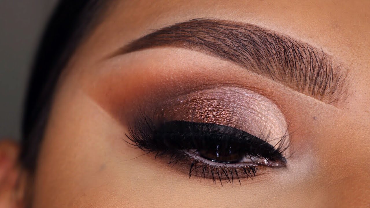 DRAMATIC GLAM CUT CREASE EYESHADOW TUTORIAL ABH SOFT GLAM PALETTE