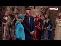 La reina camila y el prncipe guillermo se mantienen unidos al frente de la familia real  hola tv